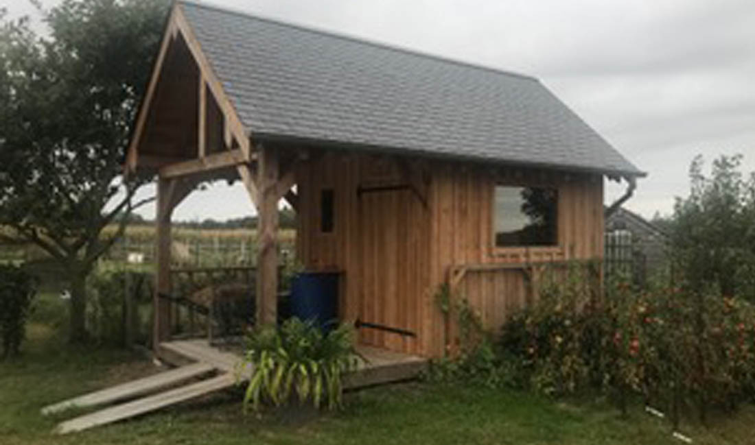 couvreur lorris, MILAN  Couverture lorris, toiture, aluminium, couverture en acier, couverture en aluminium, couverture bardage, couverture en cuivre, couverture métallique, couverture en plomb, couverture tuile, couverture en zinc, chéneau, châssis de toit, zinguerie